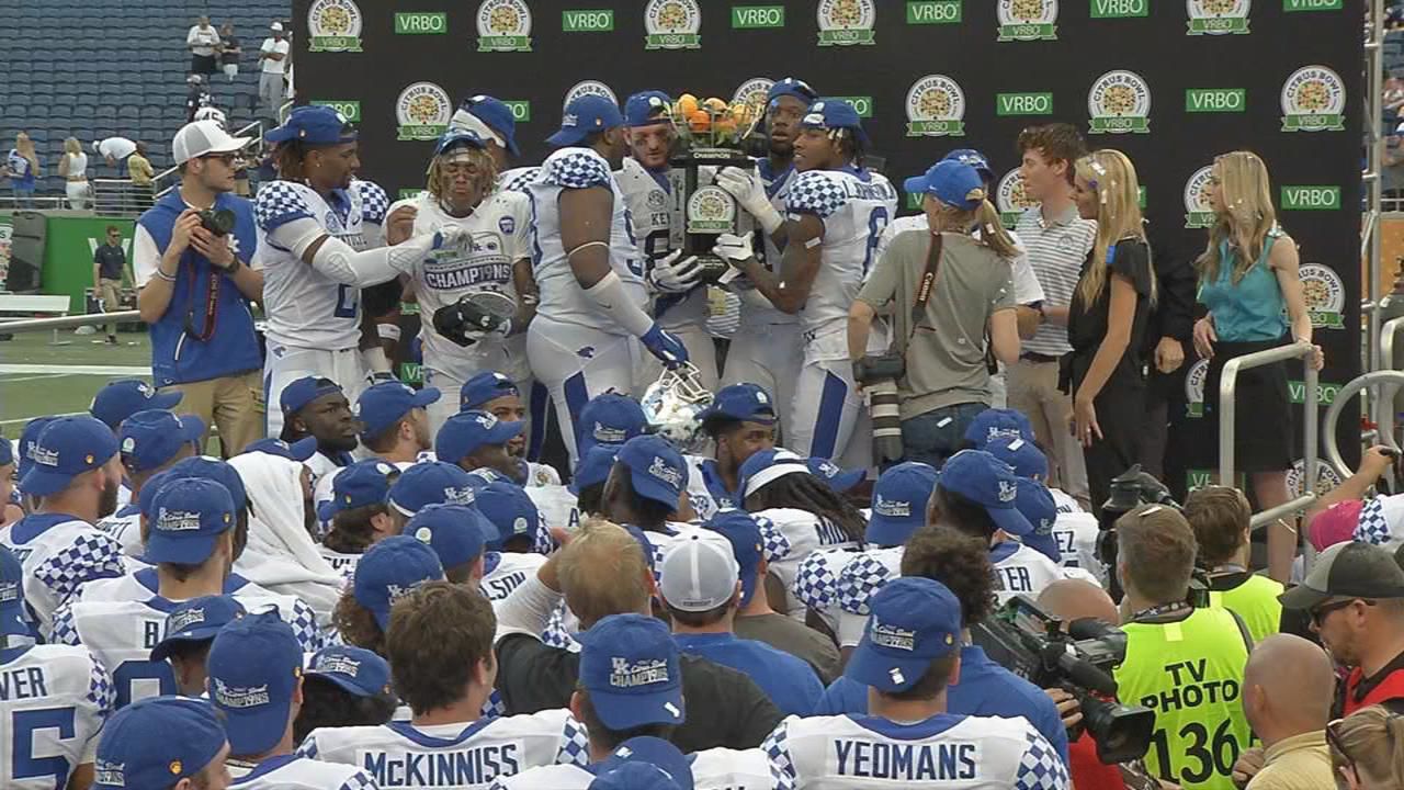 LANE | UK adds a 4-star corner to football signing list